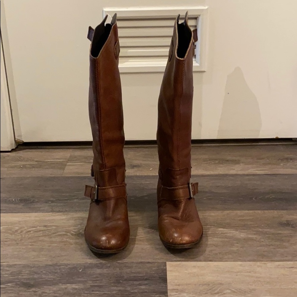 Dolce vida brown boots size 6